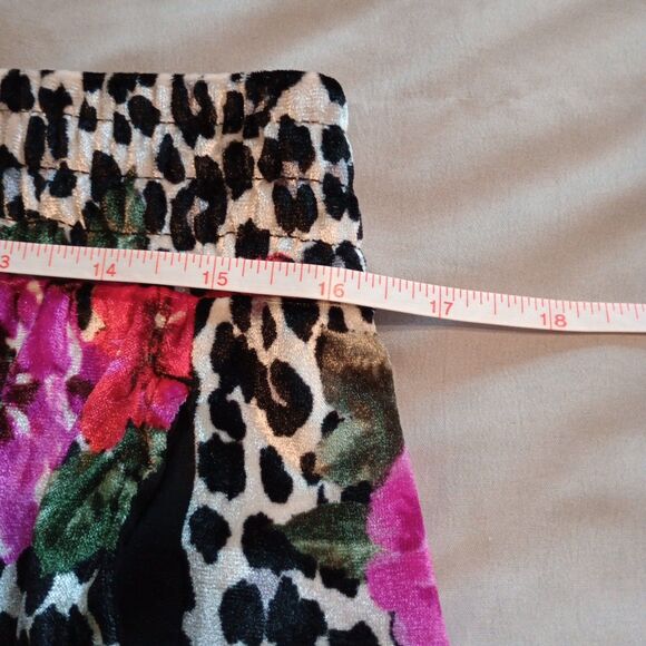 2 PC Sofia Vegara Intimates PJ Set XL (16-18) Black Pink Floral Print. - Picture 10 of 12